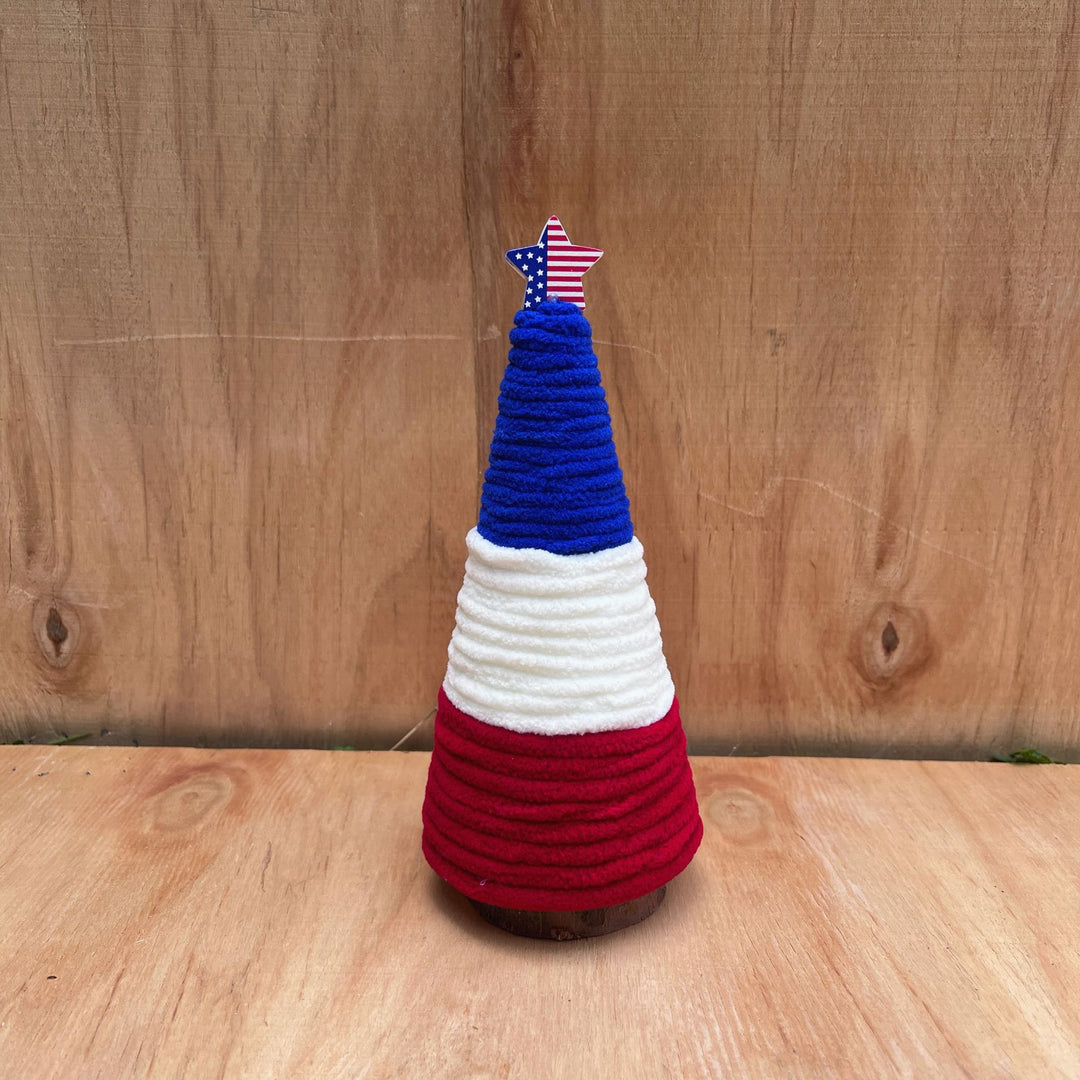 Unisex festive table tree made of knitted fleece with star topper and wooden base Kalsten