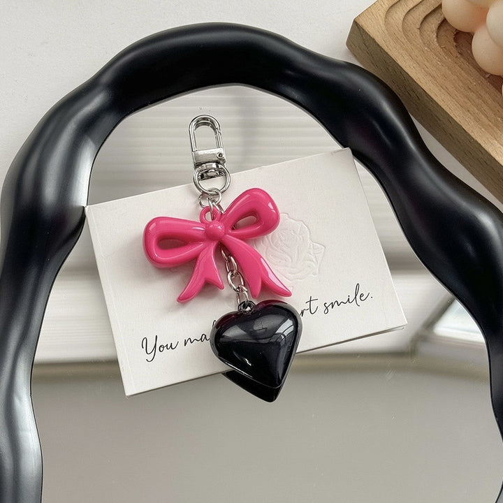 Heart-Shaped Charm Keychain kalsten