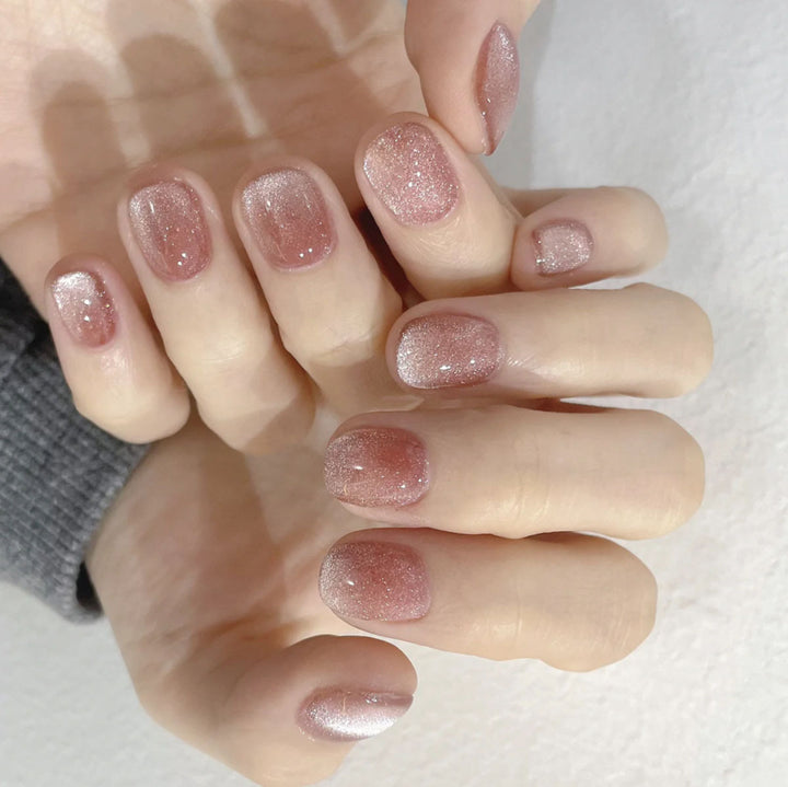 Press-On Nail Art Set