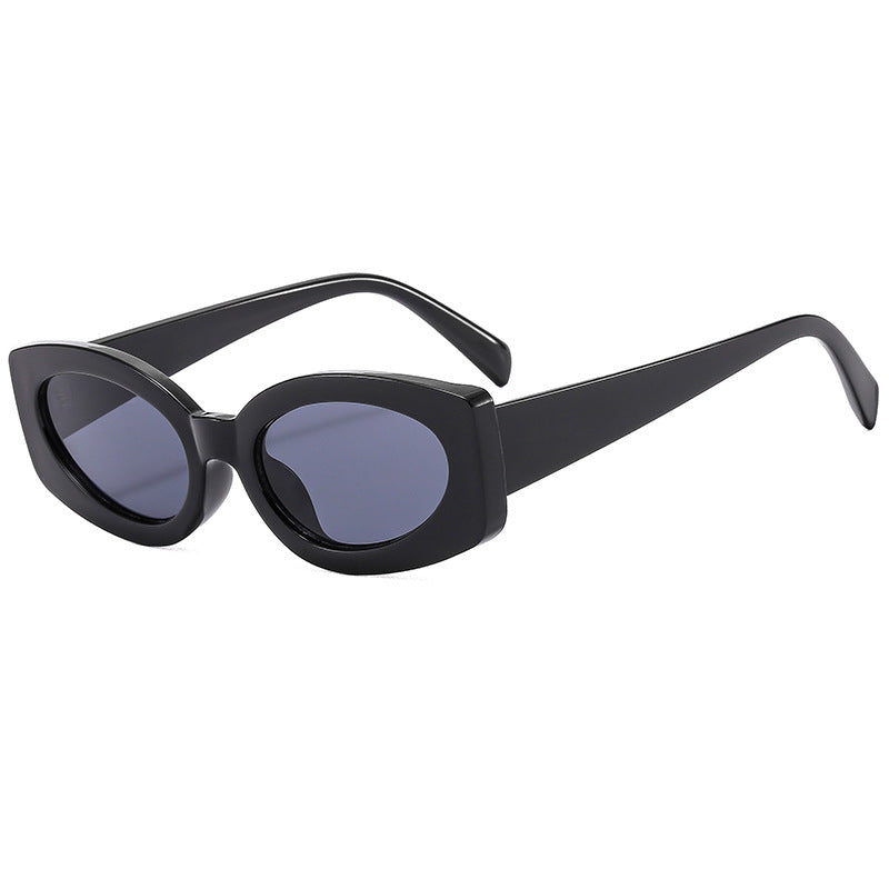 Ladies trendy sunglasses with unique, curved frame Kalsten
