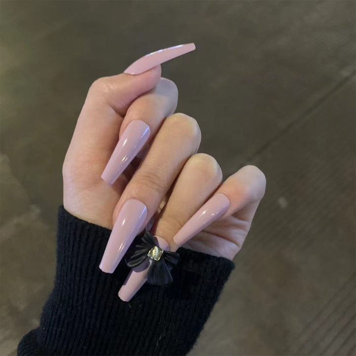 Artful Stiletto Nails with Elegant Decoration Kalsten