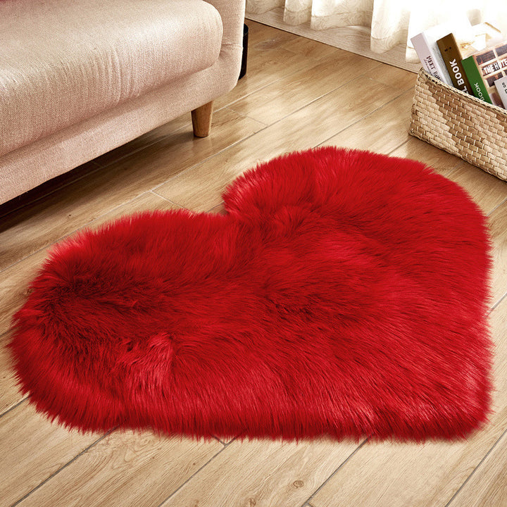 Plush Heart-Shaped Area Rug Kalsten