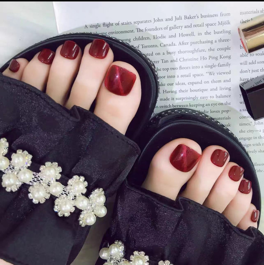 Premium Glossy Press-On Toenails