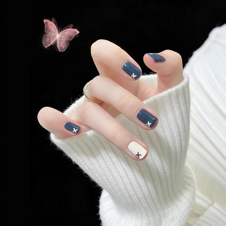 Artistic Nail Art Set with Unique Geometric Patterns
