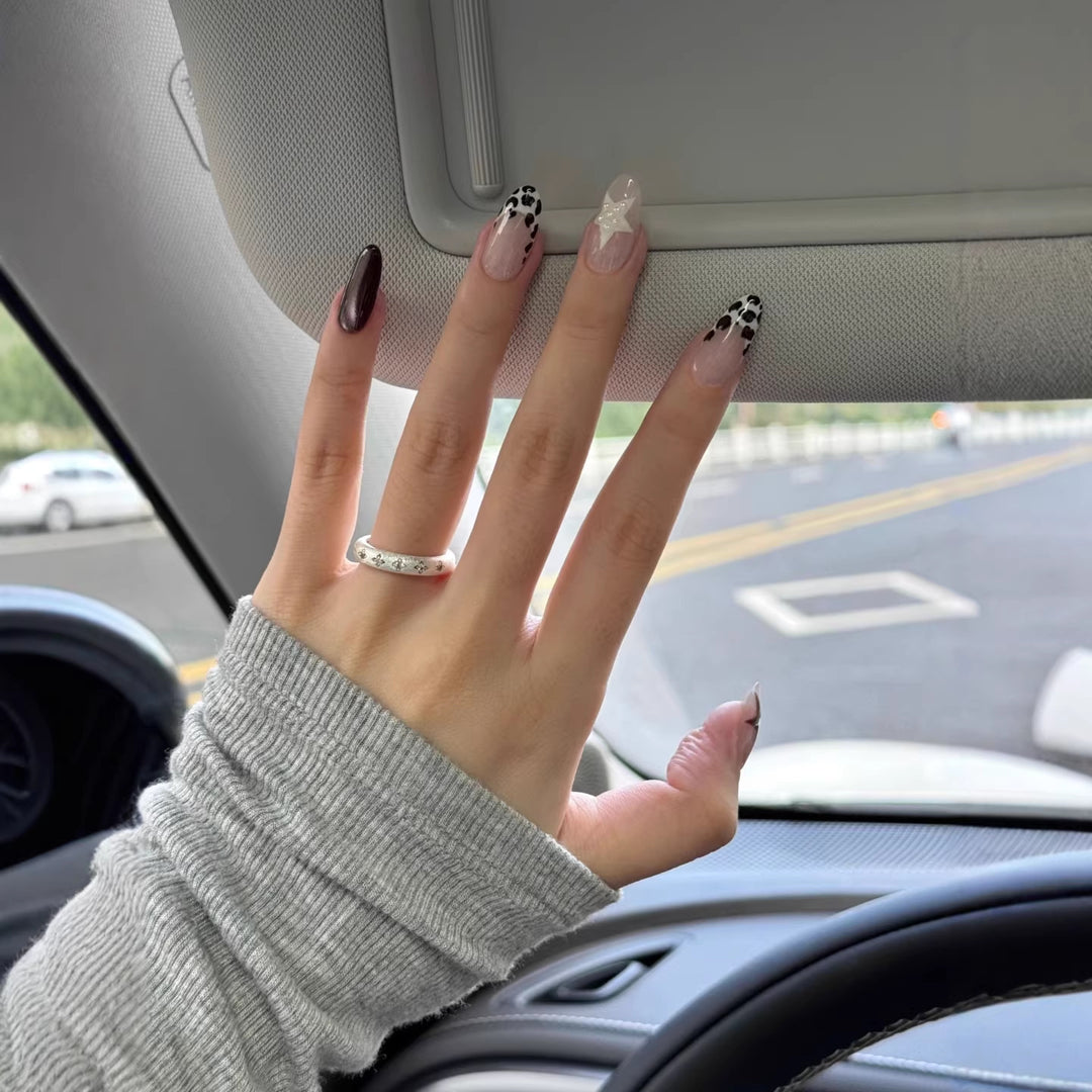 Artistic Press-On Nail Art Set with Star and Animal Prints