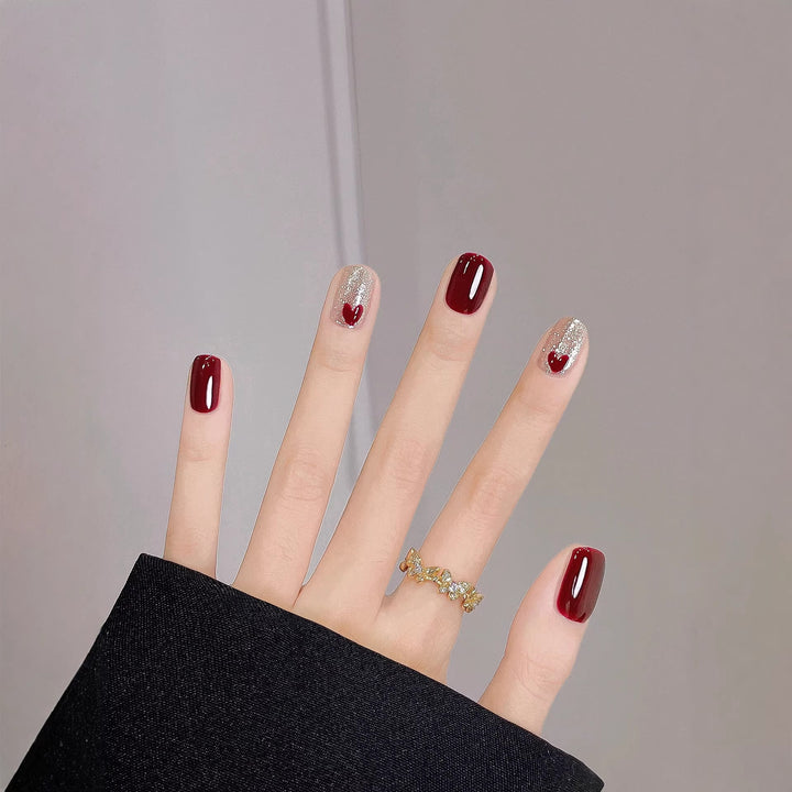 Artistic Heart-Themed Press-On Nail Art Set