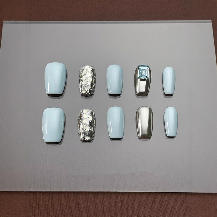 Artistic Nail Art Press-On Set