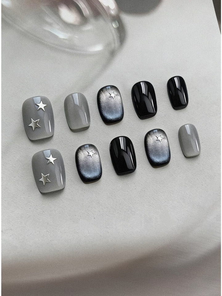 Artistic Press-On Nail Art Set with Star and Grid Designs