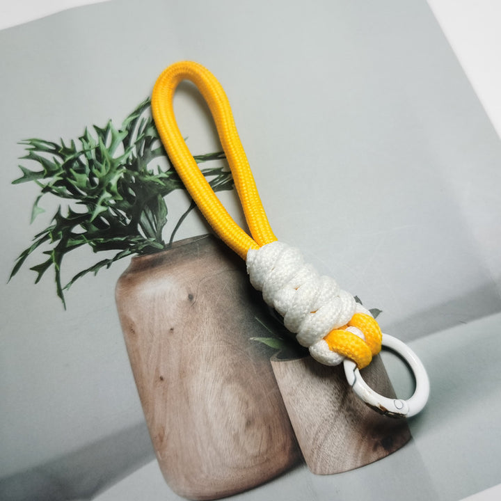 Heavy-Duty Paracord Keychain Holder Kalsten