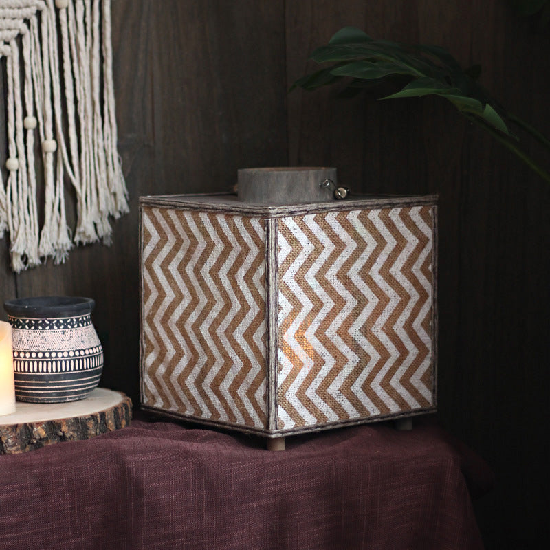 Decorative lantern with zigzag pattern Kalsten