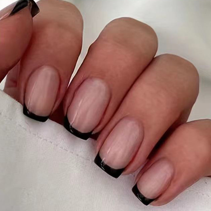 Chic French Tip Nail Art
