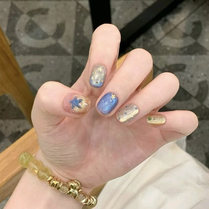 Festive Character-Inspired Nail Art Set Kalsten