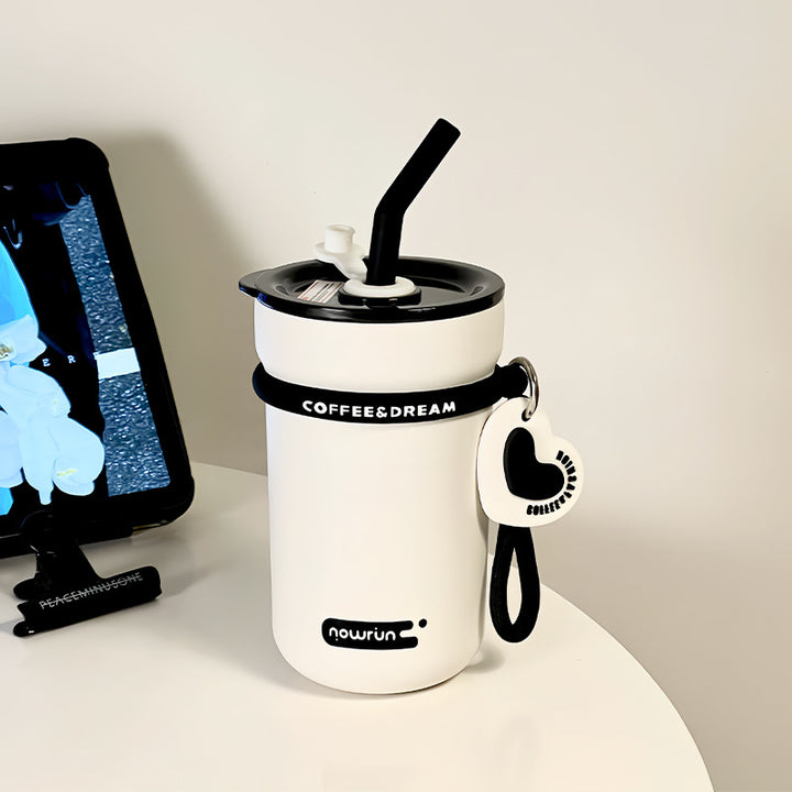 Women's thermos cup with integrated straw and practical spill protection Kalsten