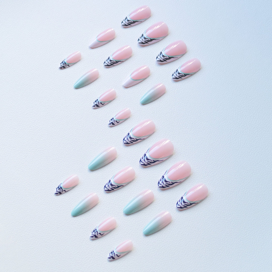 Artistic Nail Art Set