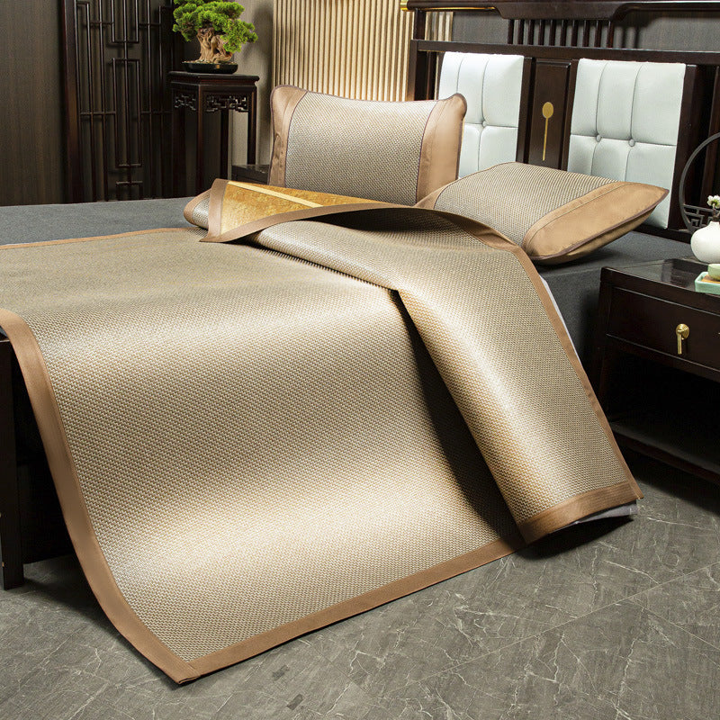 Women luxurious bedspread with elegant design Kalsten