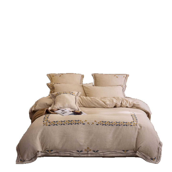 Bedding set with finely embroidered floral border design