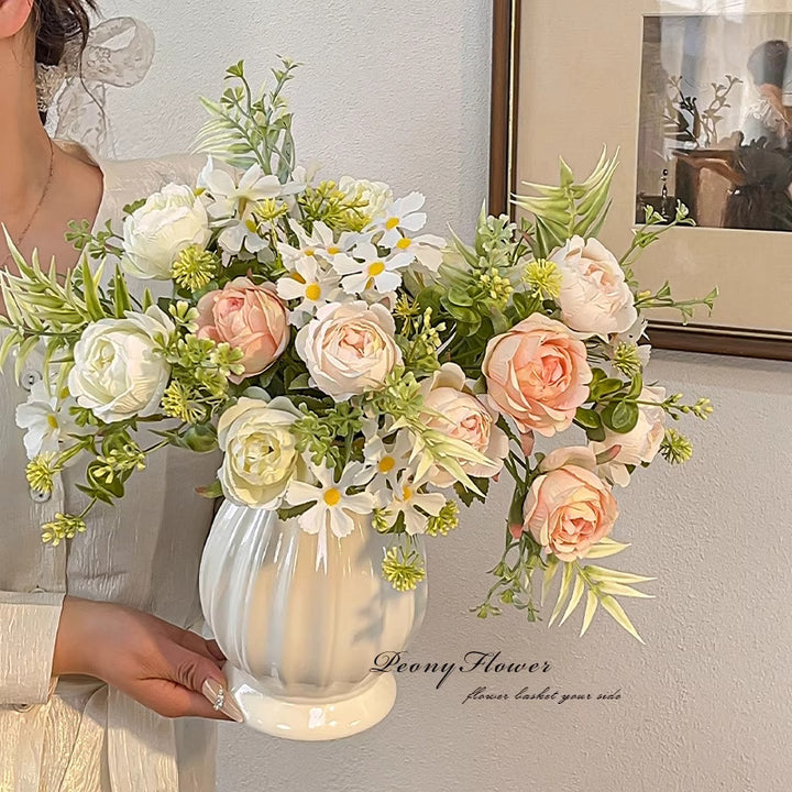 Elegant Floral Centerpiece Arrangement