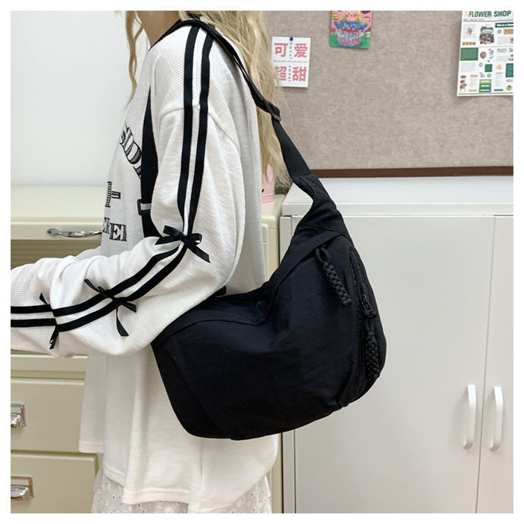 Comfortable shoulder bag with practical compartments Kalsten