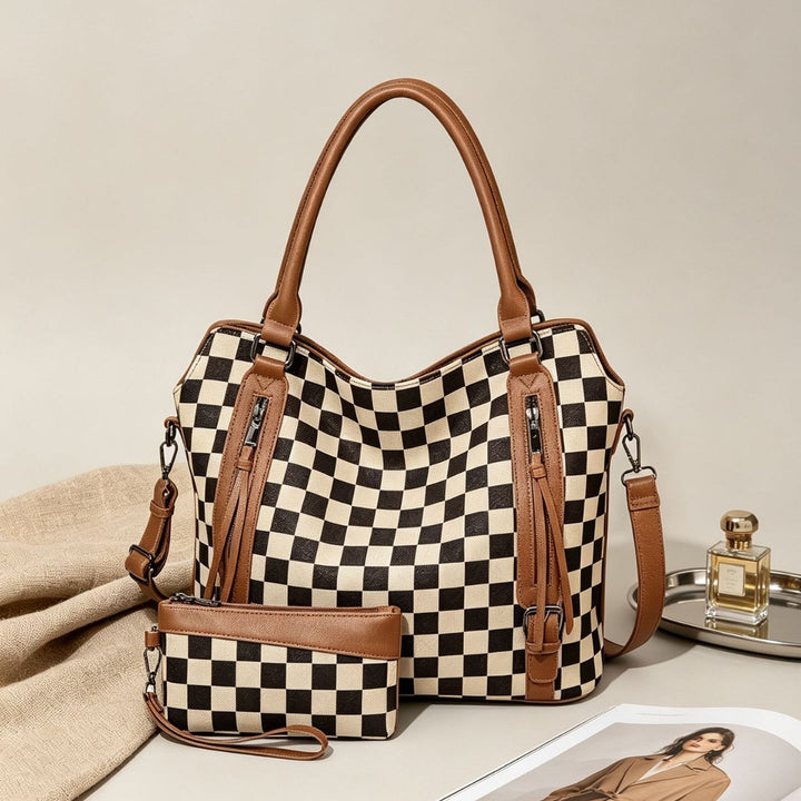 Fashionable handbag with practical accessories Kalsten