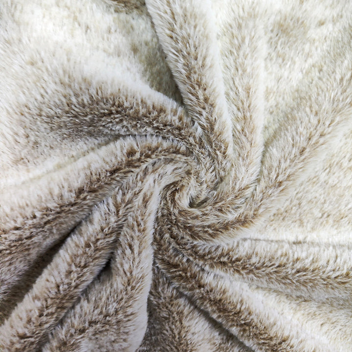 Women Ultra-Soft Plush Blanket with Stylized Checkered Pattern Kalsten