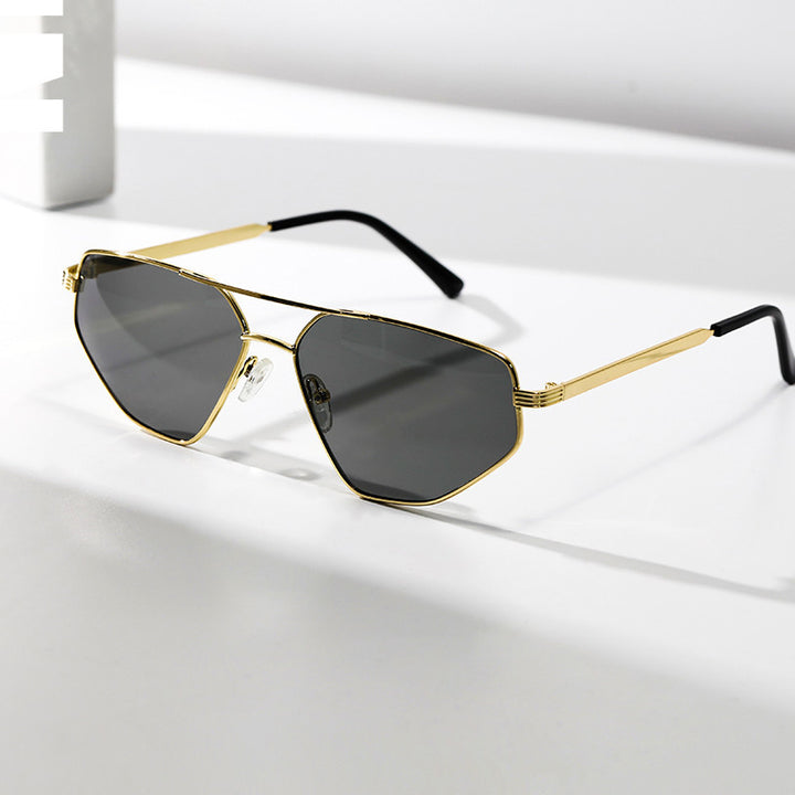 Ladies geometric sunglasses with elegant metal frame Kalsten