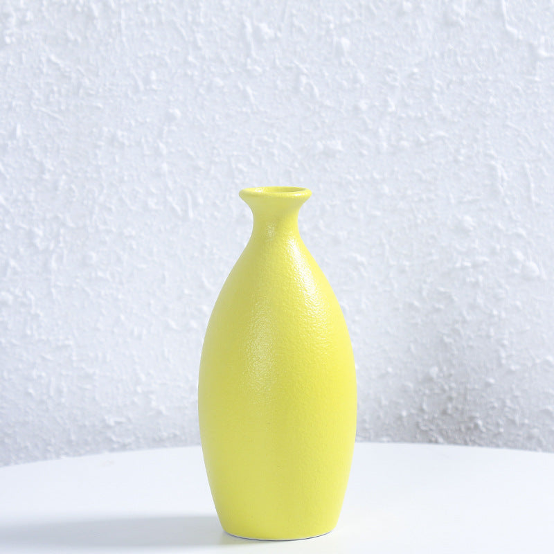 Minimalist Textured Ceramic Flower Vase Kalsten