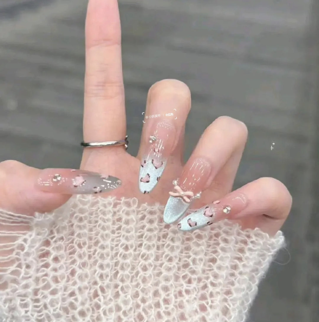 Artistic Press-On Nail Set with Star Design Kalsten