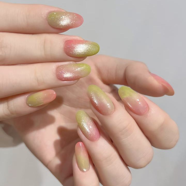 Artificial nails with glamorous rhinestone decorations Kalsten