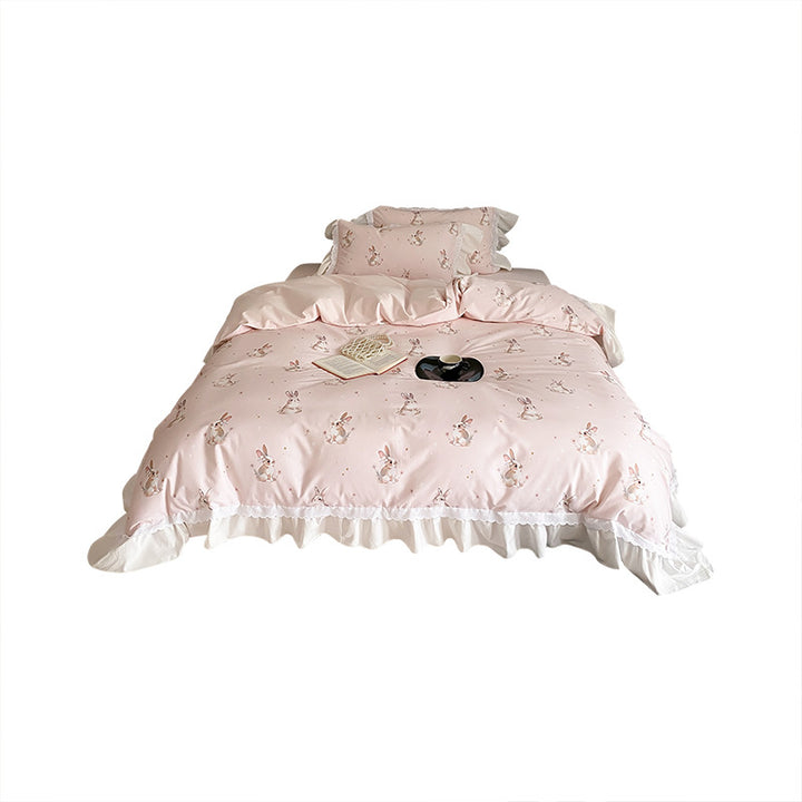 Bedding set with ruffles and cute bunny print