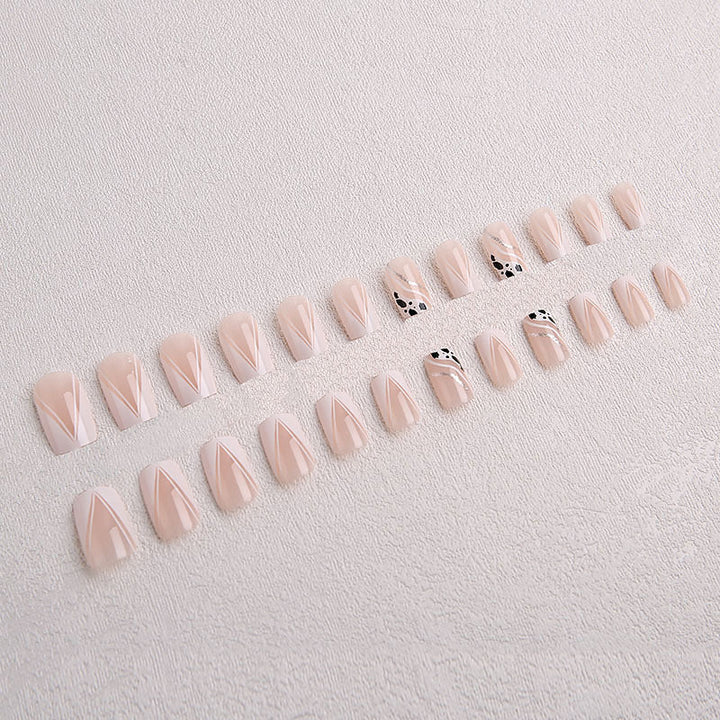 Artificial nail set with geometric accents and elegant design Kalsten