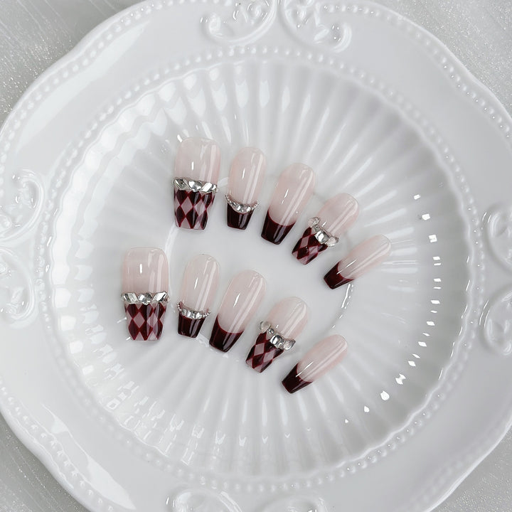 Artistic Press-On Nail Set with Elegant Jewel Accents