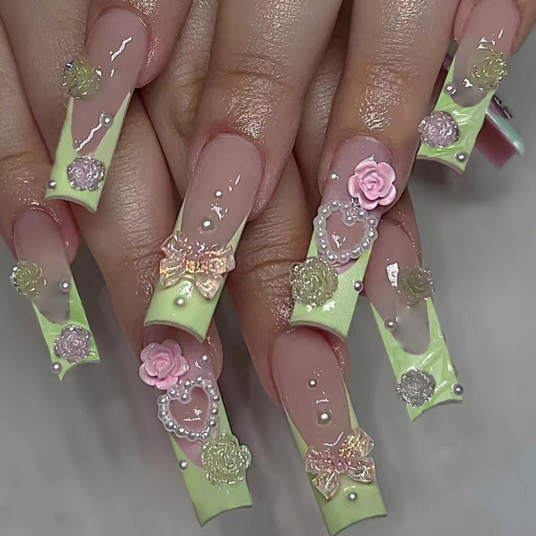 Artistic Decorative Press-On Nails Kalsten