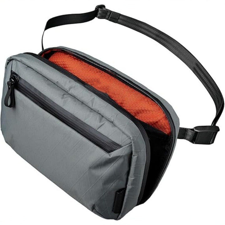 Practical shoulder bag with multiple organizing compartments Kalsten