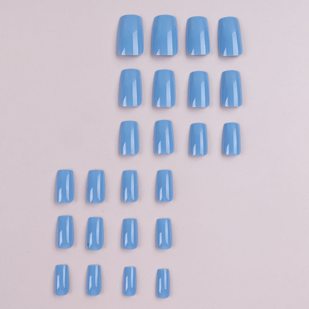 Modern Artistry Acrylic Nail Set