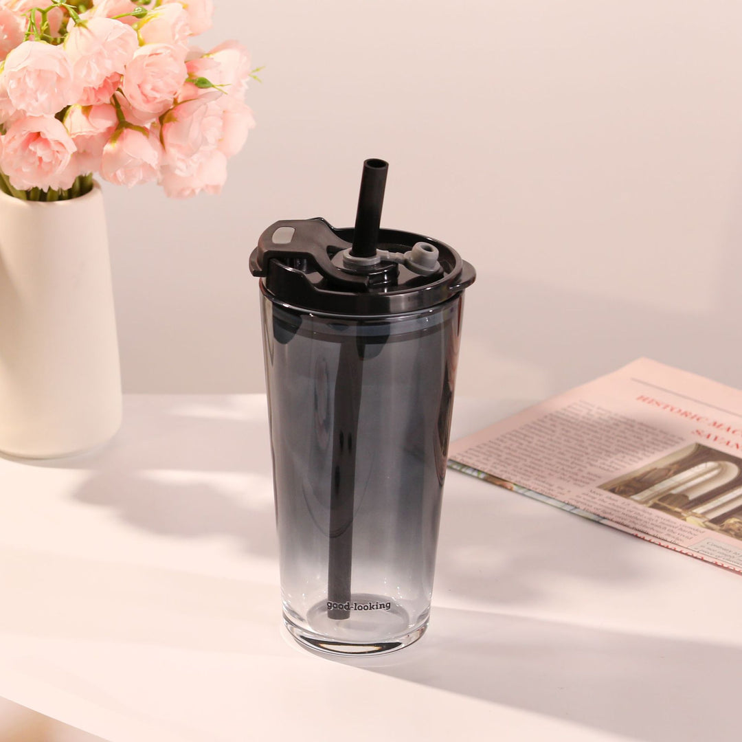 Double-Wall Vacuum Insulated Travel Tumbler With Leakproof Flip Straw Lid And Silicone Stopper
