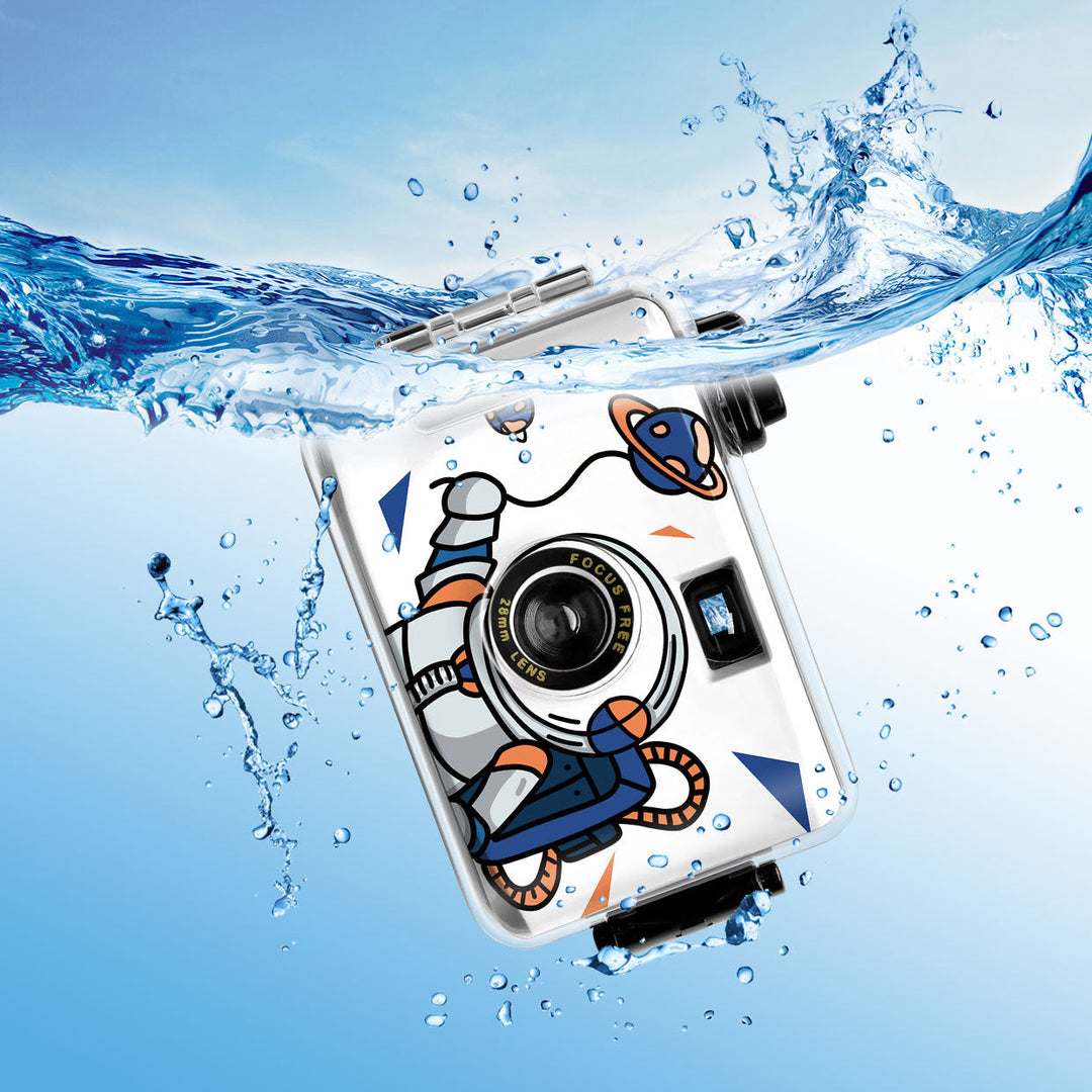 Adventure-Themed Waterproof Camera Kalsten