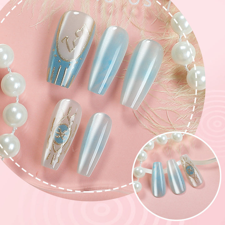 Artistic Press-On Nail Set with Elegant Design
