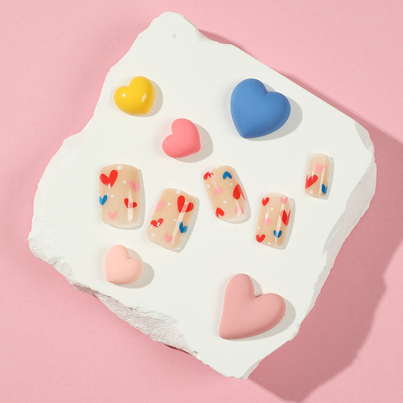 Artificial Nail Art with Heart Designs Kalsten