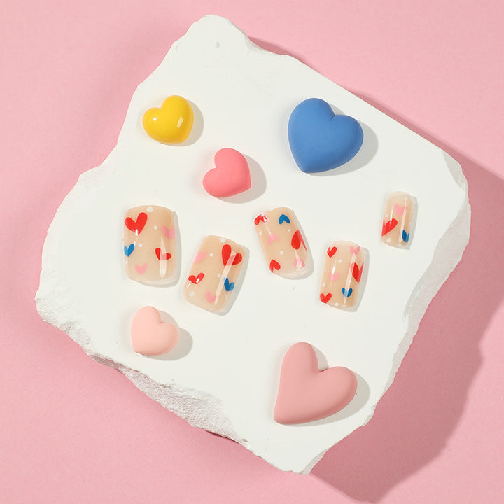 Artificial Nail Art with Heart Designs Kalsten