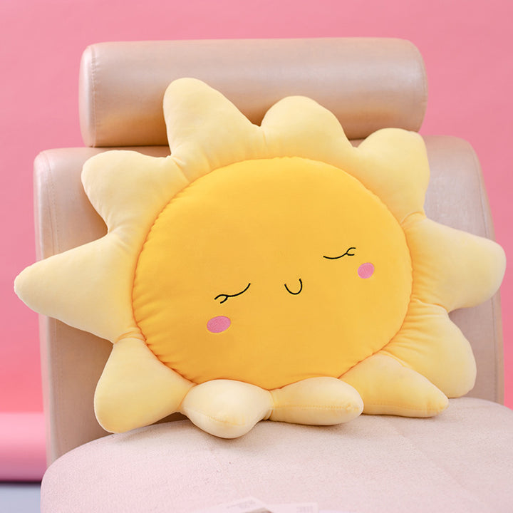 Plush Sun-Shaped Decorative Throw Pillow with Embroidered Face Kalsten