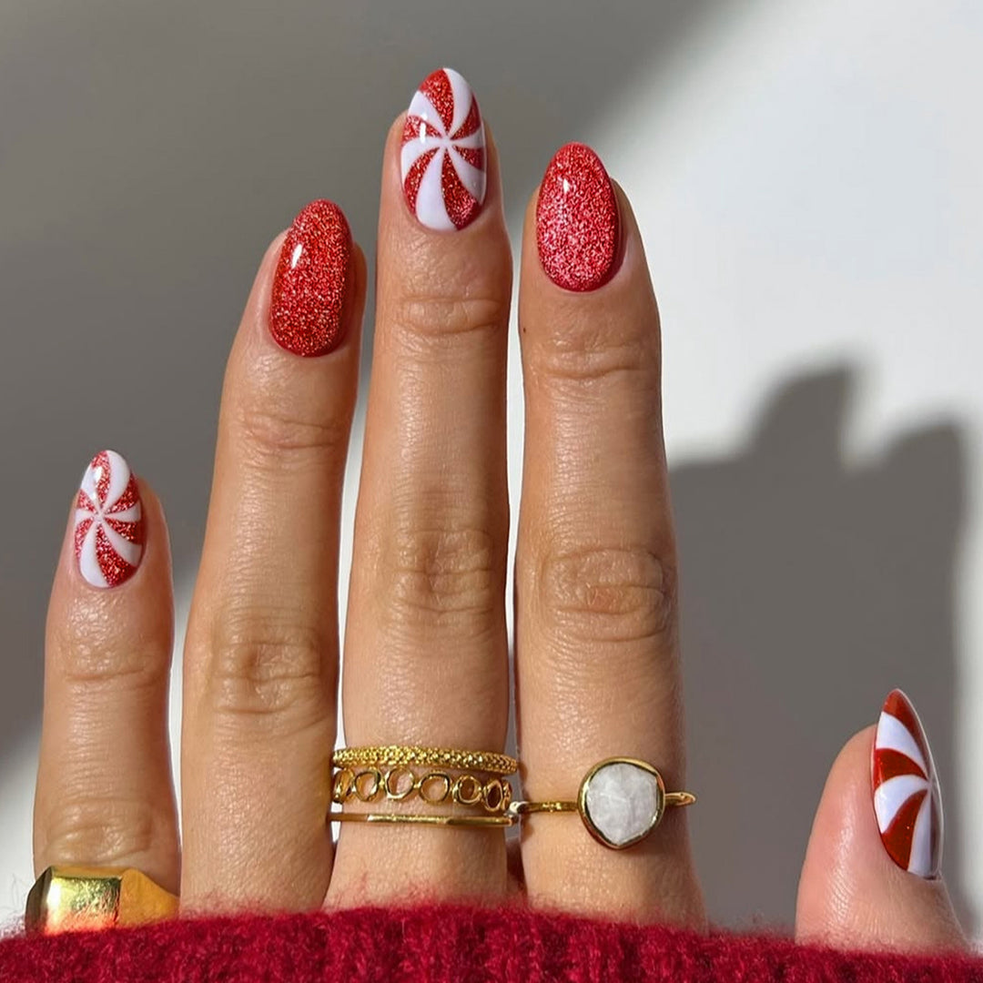 Glittery Stiletto Press-On Nail Set Kalsten