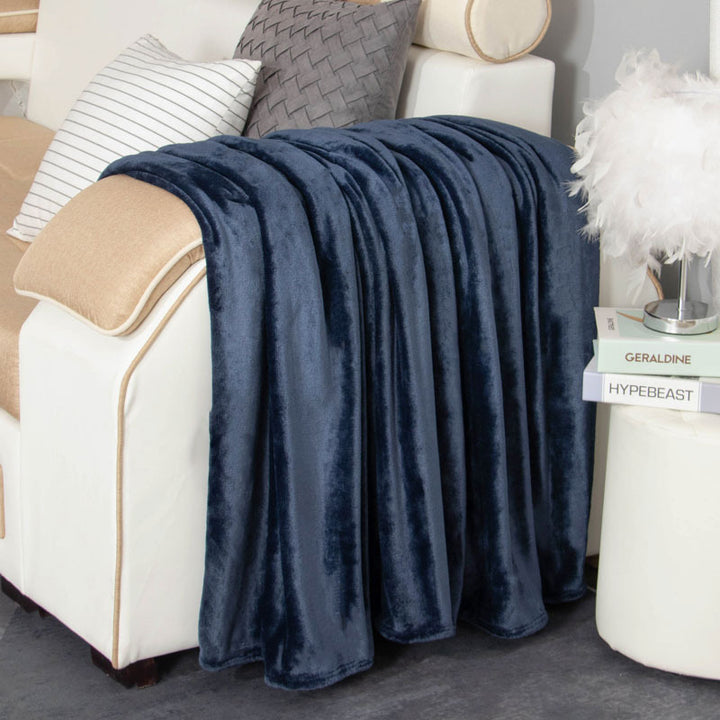 Cozy Plush Throw Blanket Kalsten