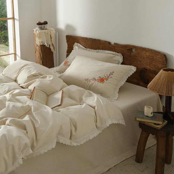 Linen-Cotton Duvet Cover Set with Floral Embroidery and Lace Edge