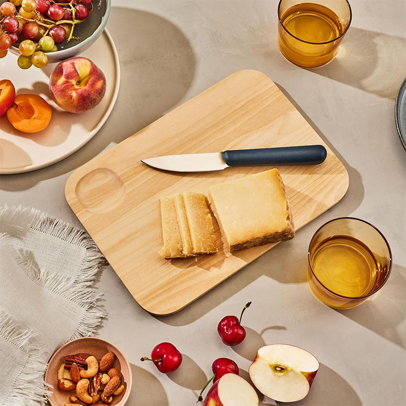 Three Piece Solid Maple Cutting Board Set With Integrated Juice Grooves Reversible Knife-Friendly Surfaces And Space-Saving Vertical Stand