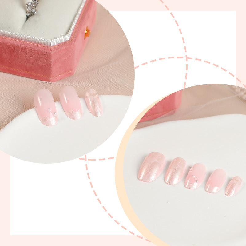Artificial nail set with shimmering pearl and glittering accents Kalsten