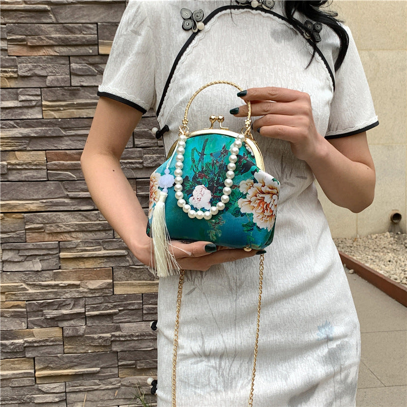Vintage Floral Clutch Purse