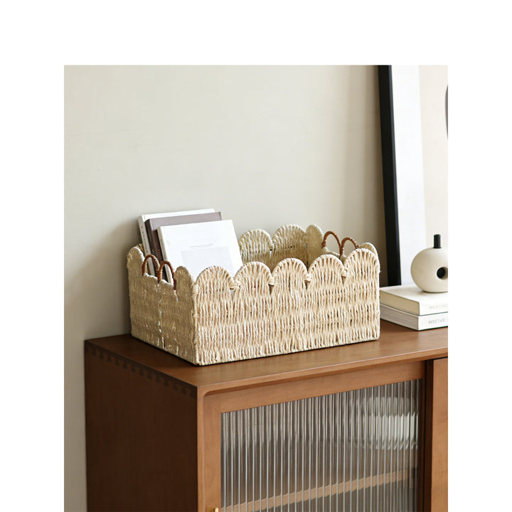 Decorative basket with wave edge Kalsten