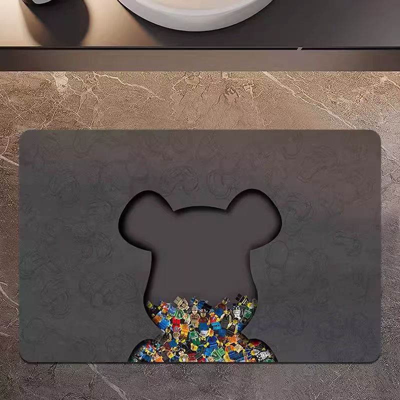 Playful Bear-Themed Bathroom Mat Kalsten