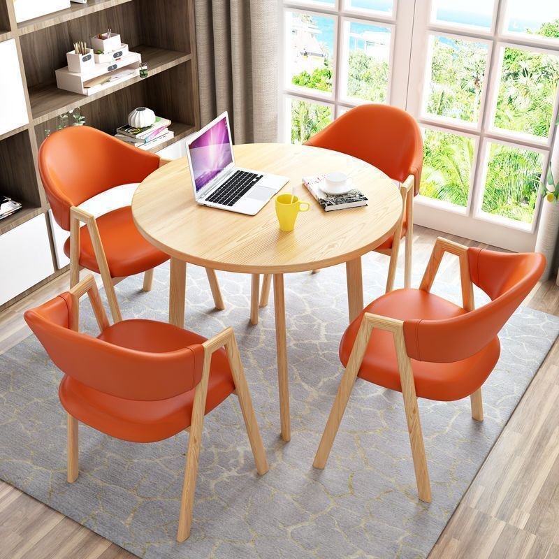 Dining chair with ergonomic upholstery and modern design Kalsten