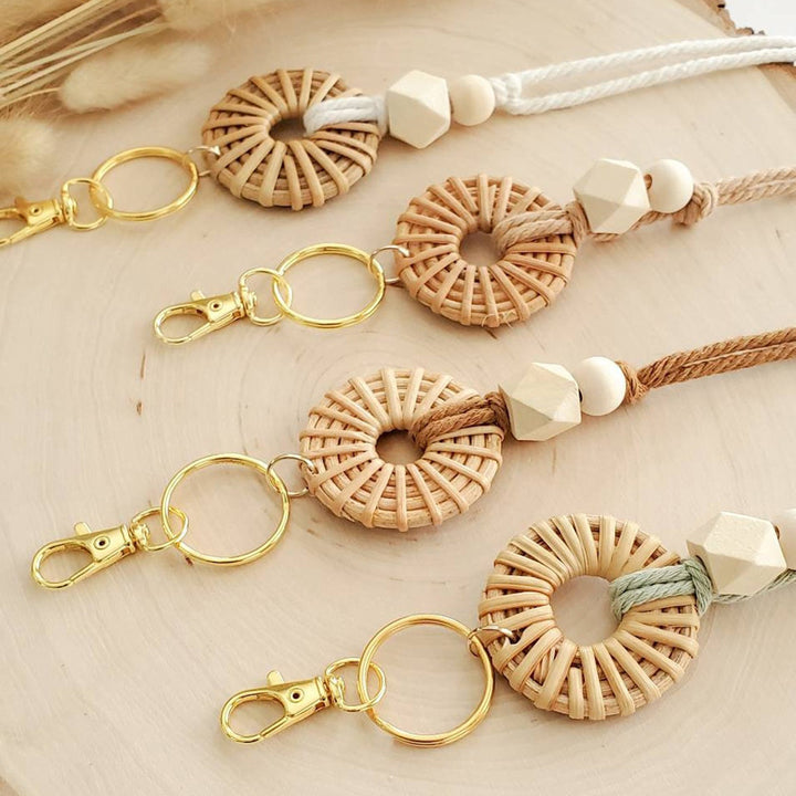 Macrame Keychain Holder Kalsten